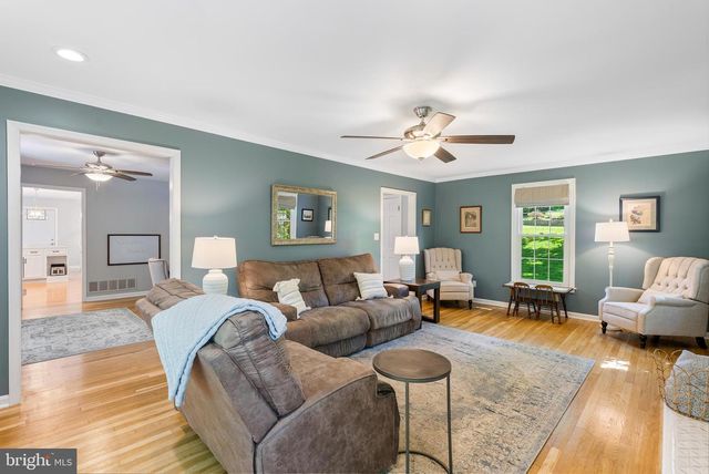 13716 PRINCESS ANNE WAY, Phoenix, MD 21131