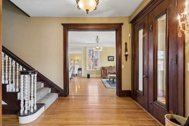 1900 Dupont Avenue S, Minneapolis, MN 55403