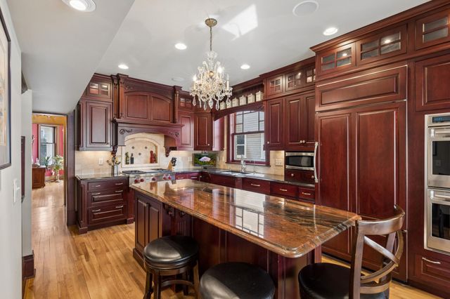 1900 Dupont Avenue S, Minneapolis, MN 55403