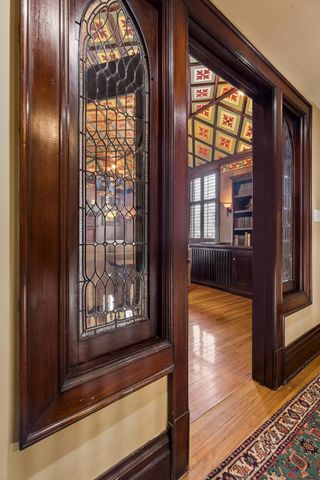 1900 Dupont Avenue S, Minneapolis, MN 55403