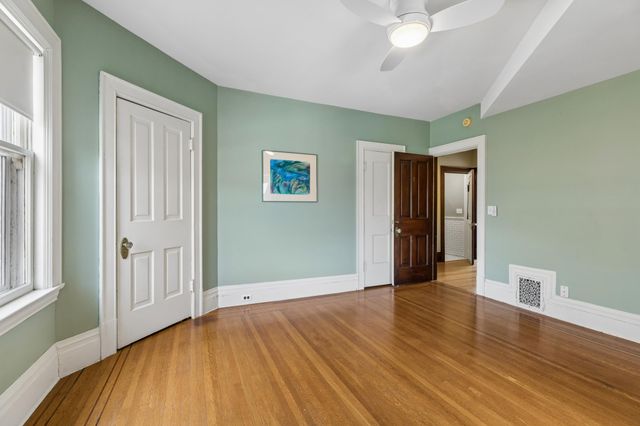 1900 Dupont Avenue S, Minneapolis, MN 55403