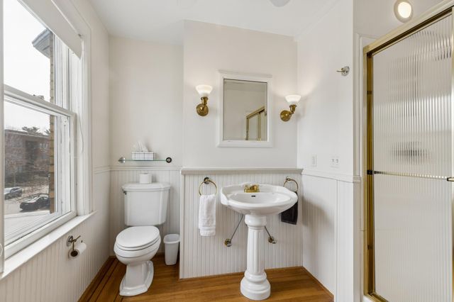 1900 Dupont Avenue S, Minneapolis, MN 55403