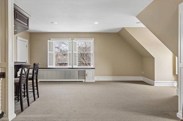 1900 Dupont Avenue S, Minneapolis, MN 55403