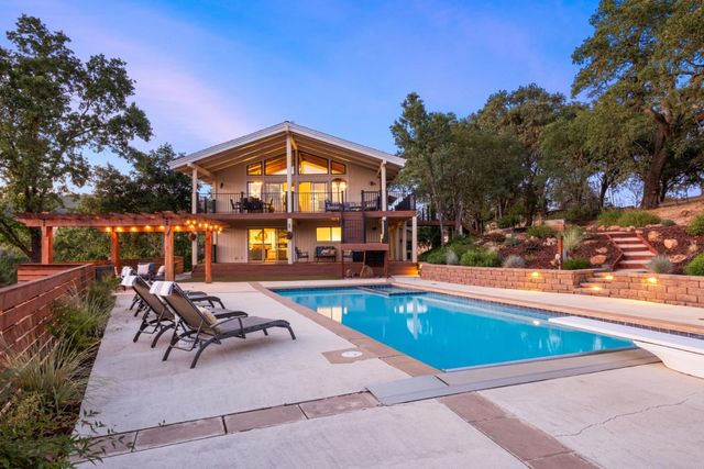 15208 Sycamore Drive, Morgan Hill, CA 95037