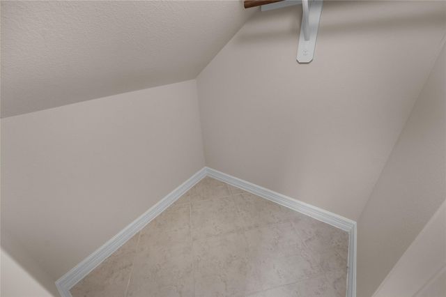 2411 Linden Bluff Court, Sugar Land, TX 77479