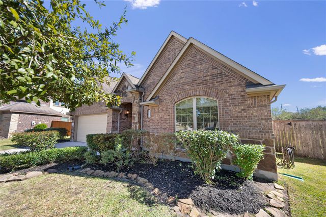 2411 Linden Bluff Court, Sugar Land, TX 77479