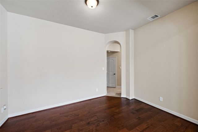 2411 Linden Bluff Court, Sugar Land, TX 77479