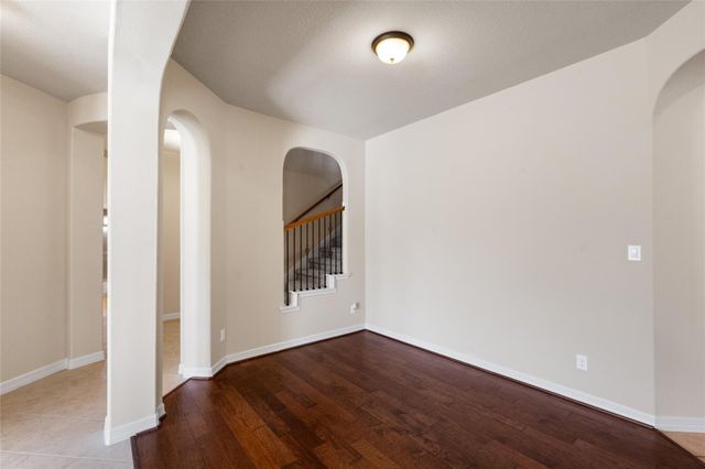 2411 Linden Bluff Court, Sugar Land, TX 77479