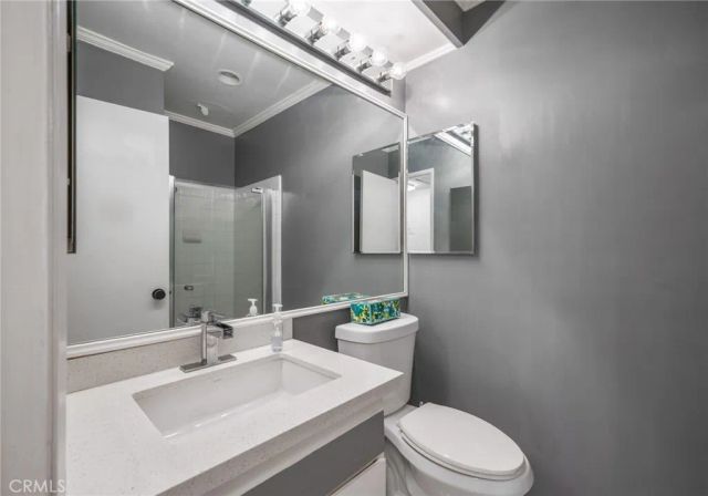 2345 Roscomare Road 302, Los Angeles, CA 90077