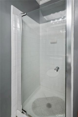 2345 Roscomare Road 302, Los Angeles, CA 90077
