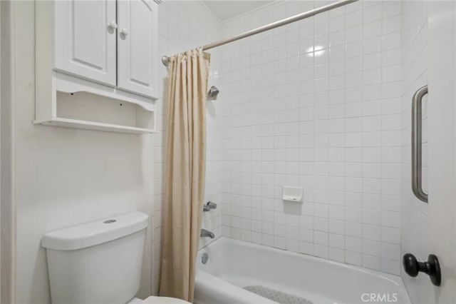 2345 Roscomare Road 302, Los Angeles, CA 90077
