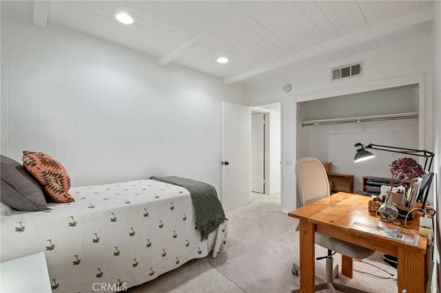 2345 Roscomare Road 302, Los Angeles, CA 90077