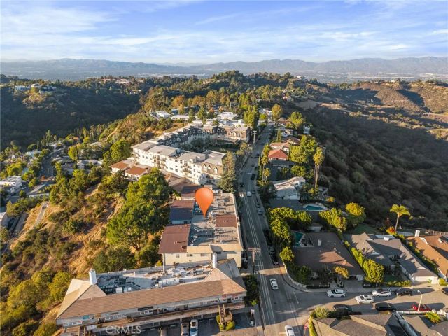 2345 Roscomare Road 302, Los Angeles, CA 90077
