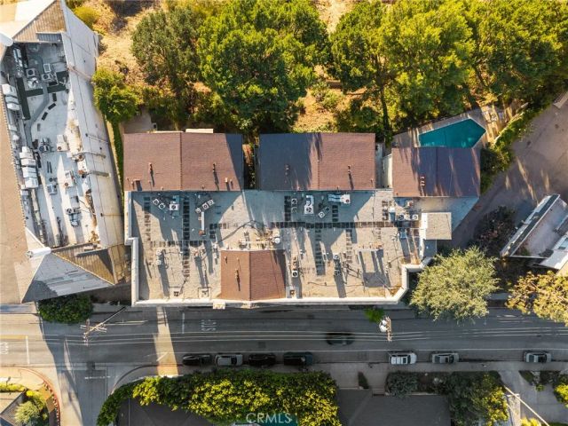 2345 Roscomare Road 302, Los Angeles, CA 90077