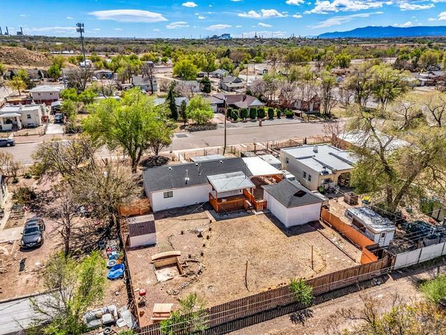 1121 Catalpa St, Pueblo, CO 81001