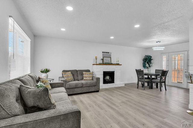 1121 Catalpa St, Pueblo, CO 81001