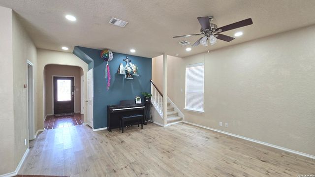 23210 Cardigan Chase, San Antonio, TX 78260