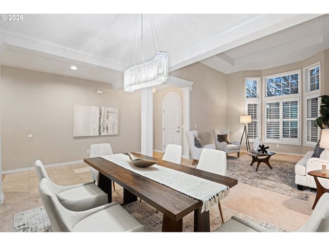 14992 Sw LOOKOUT Dr, Portland, OR 97224