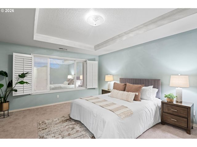 14992 Sw LOOKOUT Dr, Portland, OR 97224