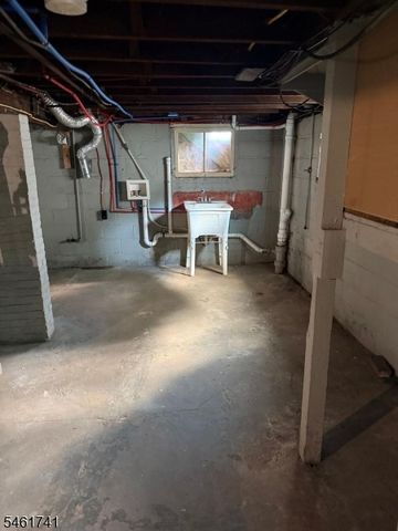 1525 Bond St, Hillside Twp., NJ 07205