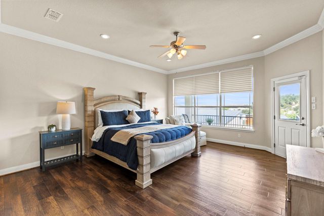 129 Florentine, Horseshoe Bay, TX 78657