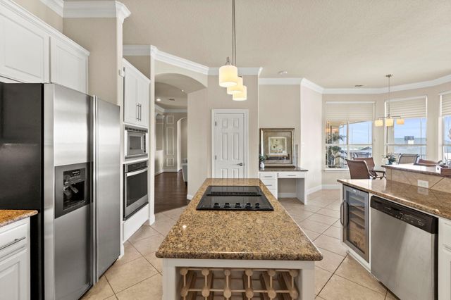 129 Florentine, Horseshoe Bay, TX 78657