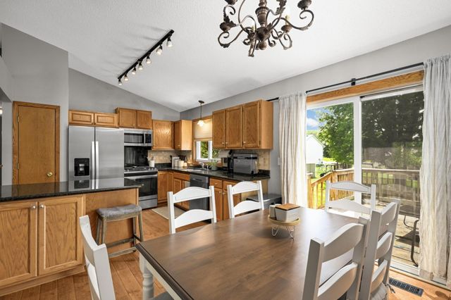 4089 Pennsylvania Avenue, Eagan, MN 55123
