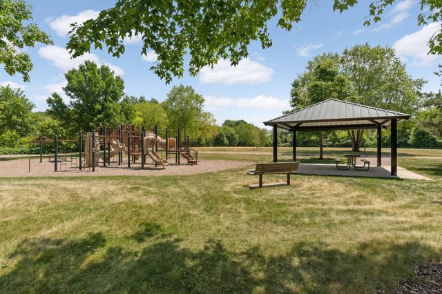4089 Pennsylvania Avenue, Eagan, MN 55123