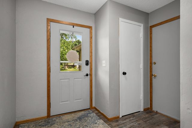 4089 Pennsylvania Avenue, Eagan, MN 55123