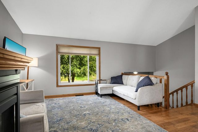 4089 Pennsylvania Avenue, Eagan, MN 55123