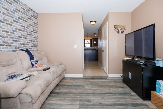 1517 Kell Avenue, Bloomington, IL 61705