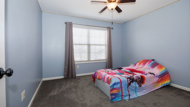 1517 Kell Avenue, Bloomington, IL 61705