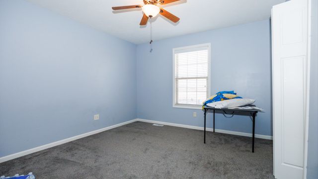 1517 Kell Avenue, Bloomington, IL 61705