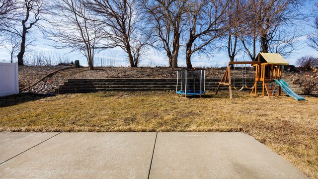 1517 Kell Avenue, Bloomington, IL 61705