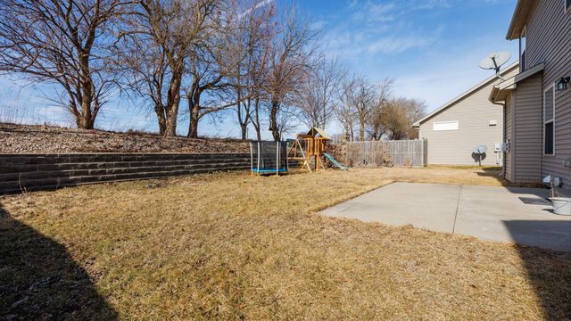 1517 Kell Avenue, Bloomington, IL 61705