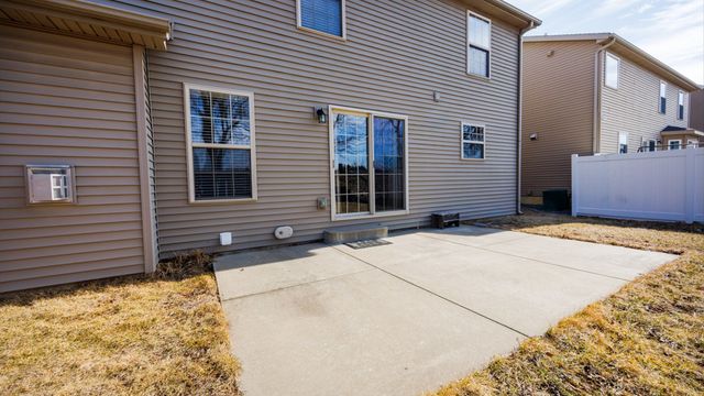 1517 Kell Avenue, Bloomington, IL 61705