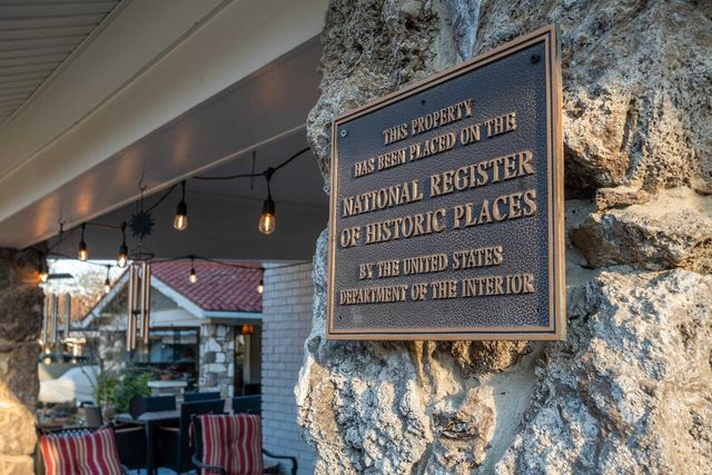 719 Prospect, Hot Springs National Park, AR 71901