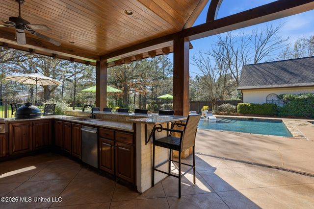 429 Cherry Hill Drive, Madison, MS 39110