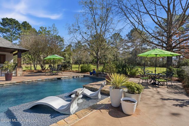 429 Cherry Hill Drive, Madison, MS 39110