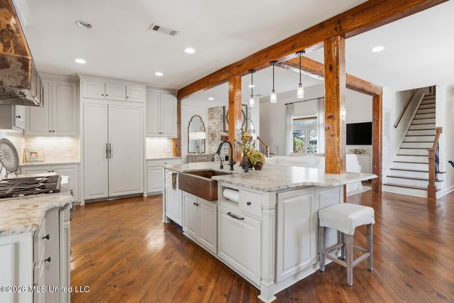 429 Cherry Hill Drive, Madison, MS 39110