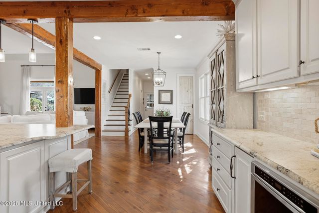 429 Cherry Hill Drive, Madison, MS 39110