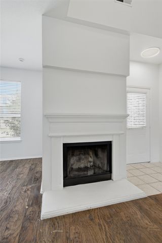 1504 Park Lane Drive, Lewisville, TX 75067