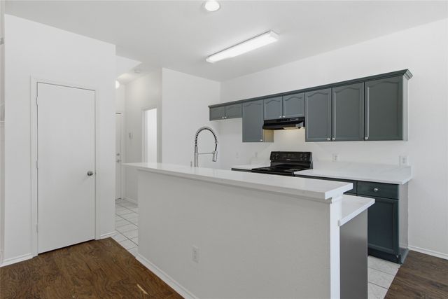 1504 Park Lane Drive, Lewisville, TX 75067