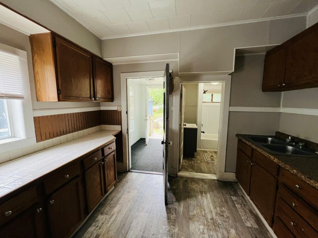 767 W Southern Avenue, Muskegon City, MI 49441