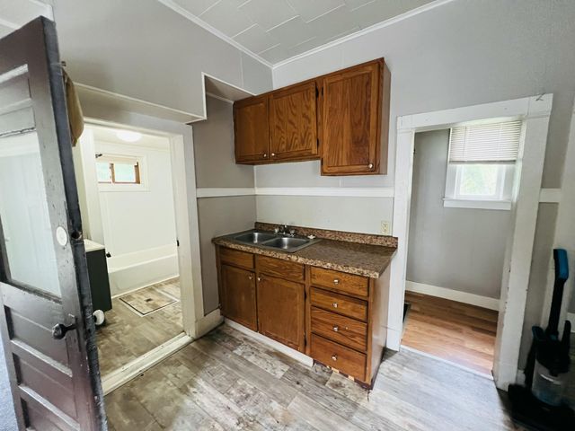 767 W Southern Avenue, Muskegon City, MI 49441