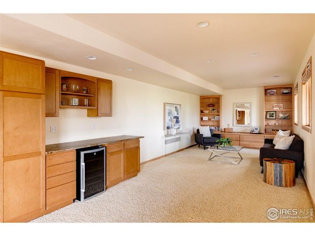 567 Manorwood Ln, Louisville, CO 80027