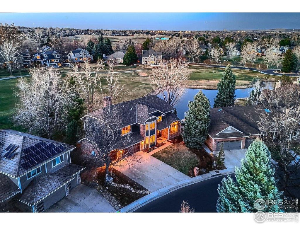 567 Manorwood Ln, Louisville, CO 80027