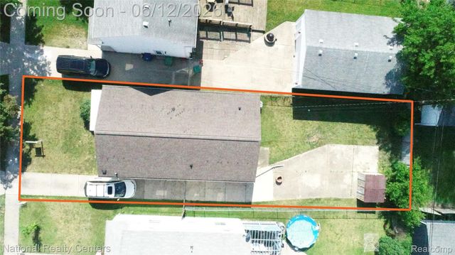 28802 Birchlawn Street, Garden City, MI 48135