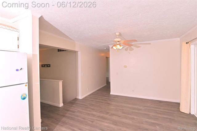 28802 Birchlawn Street, Garden City, MI 48135