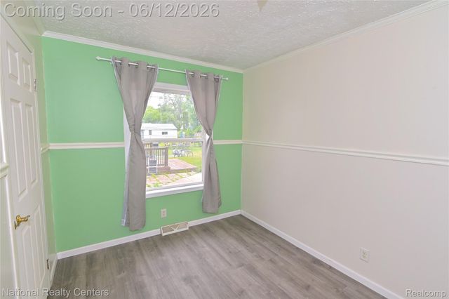 28802 Birchlawn Street, Garden City, MI 48135